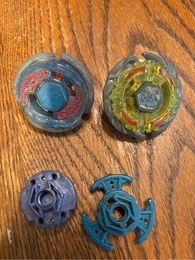Beyblades from 2000’s : Spinning Battle Tops Set - Blue and Yellow